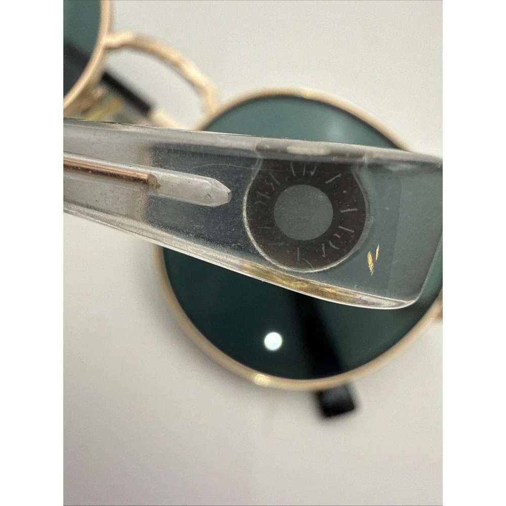 Lot of 2 pairs American Eagle Authentic Sunglasses- Gold round frames Limited